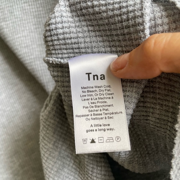 Aritzia TNA Waffle-knit Cowl Neck Long-sleeve - Picture 4 of 5